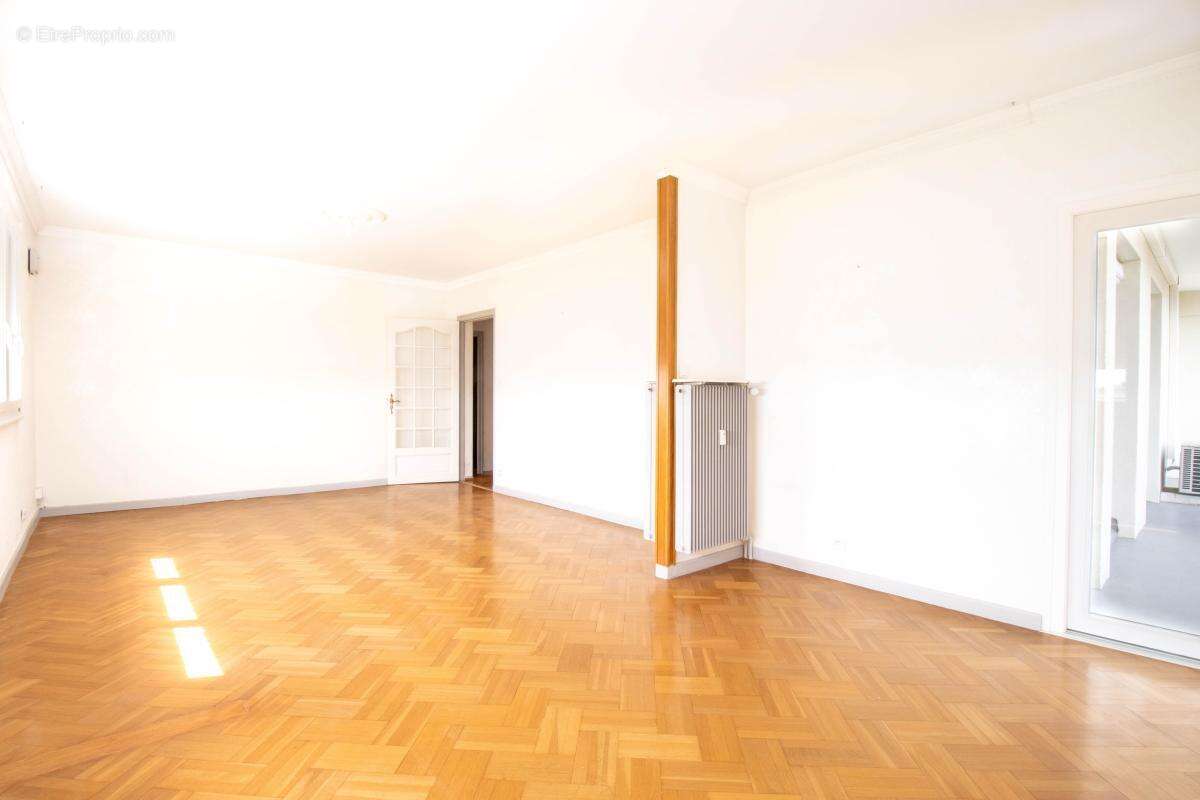 Appartement à ESSEY-LES-NANCY