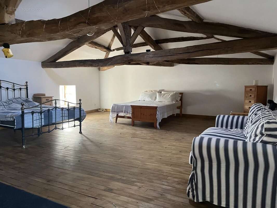 Maison à VILLEFAGNAN