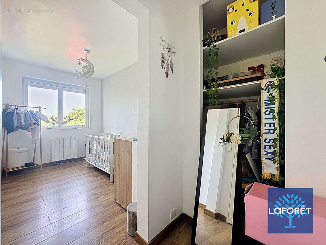 Appartement à MORANGIS
