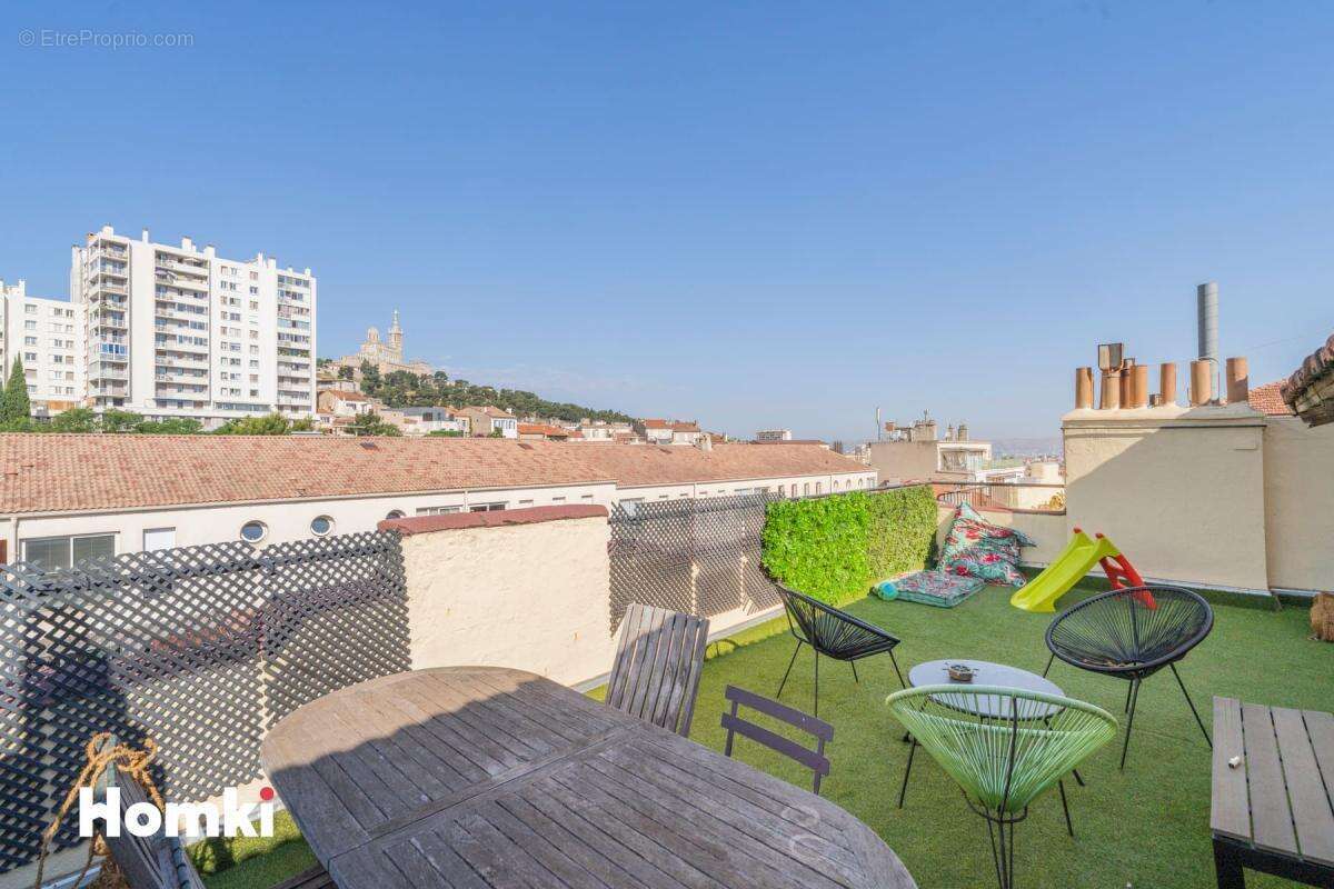 Appartement à MARSEILLE-6E