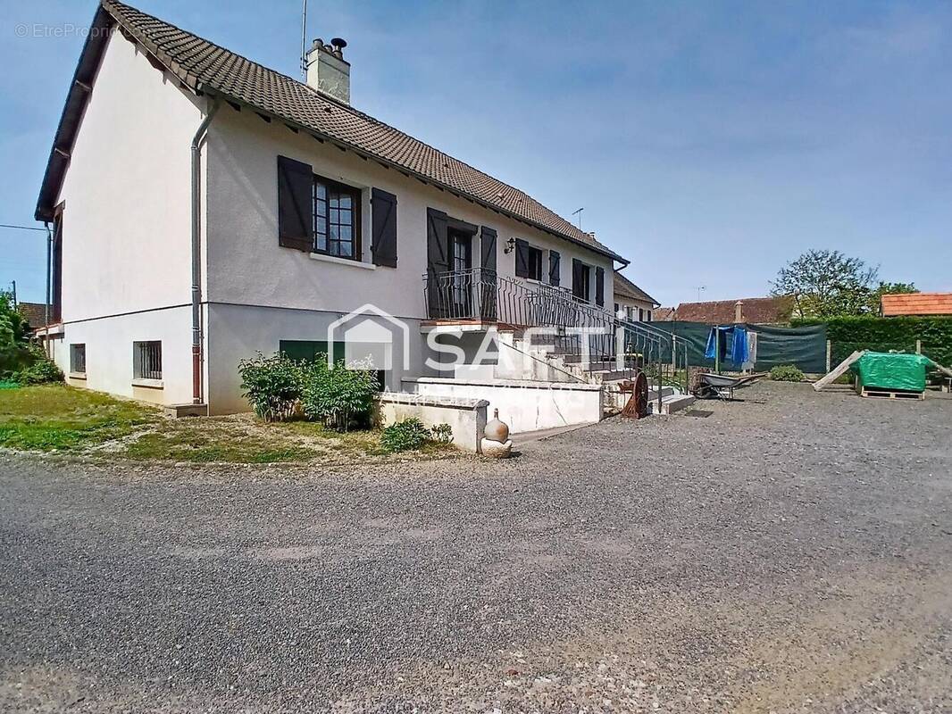 Photo 1 - Maison à SANCOINS