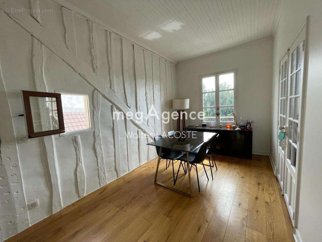 Le pecq charmante maison de ville de 4 pieces - photo 3