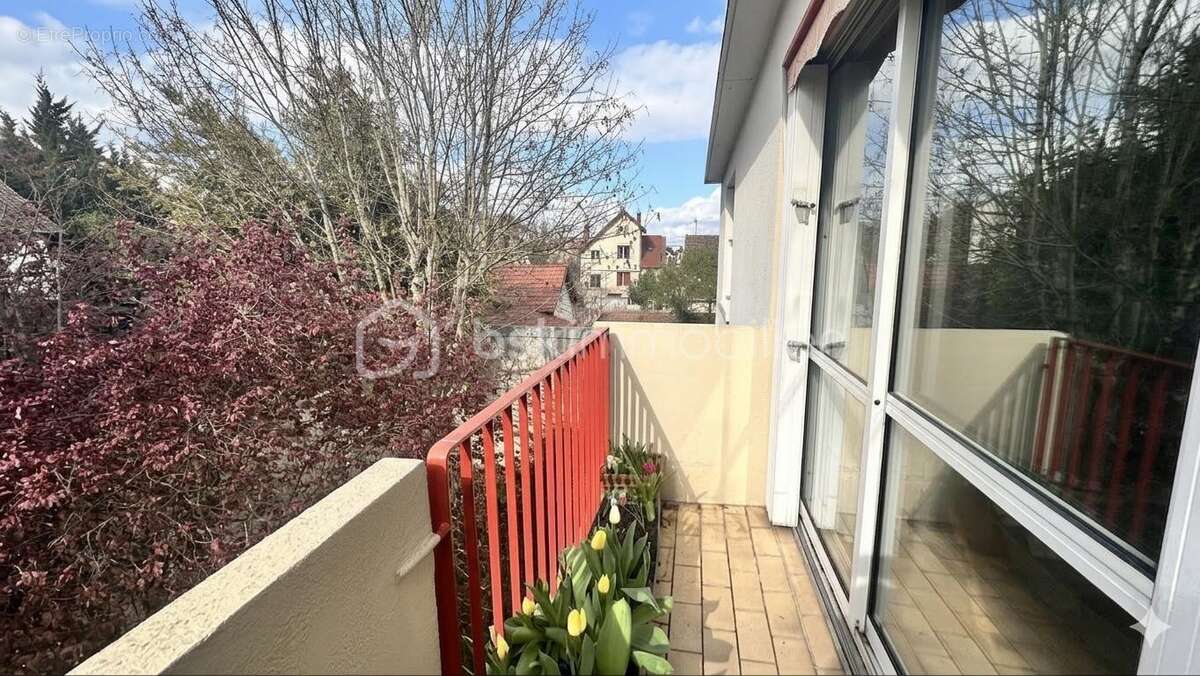 Appartement à PIERREFITTE-SUR-SEINE