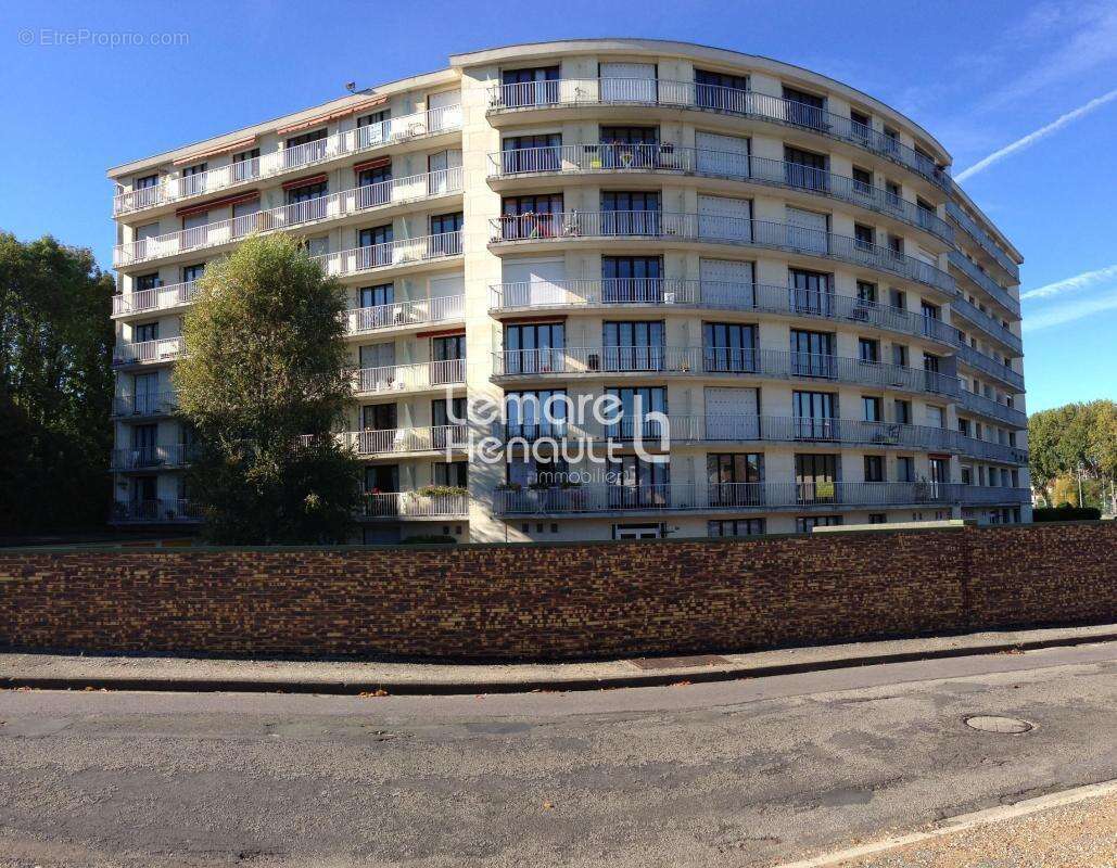 Dreux proche gare appartement F6 113 m² – garage et cave - photo 5