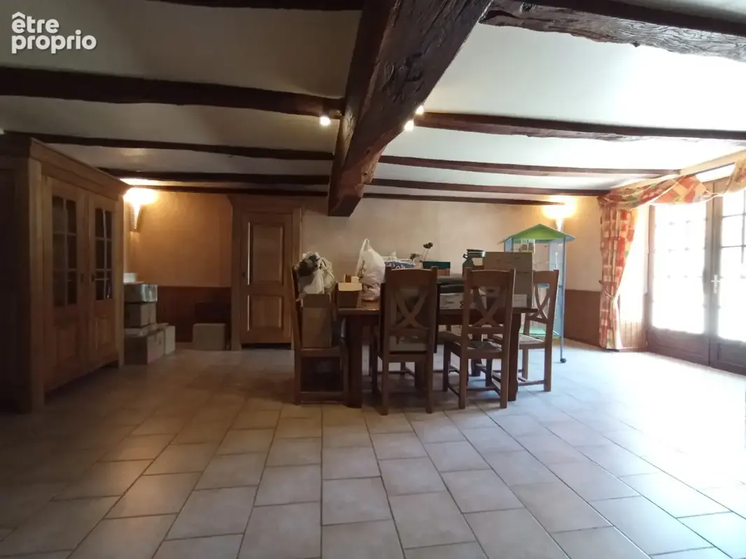 Saivres (79) à vendre – maison de caractère en pleine campagne 195 m² -6p- 3249 m² de terrain arboré - photo 3