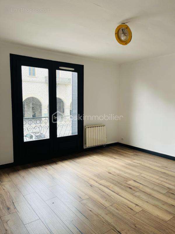 Appartement à MORESTEL