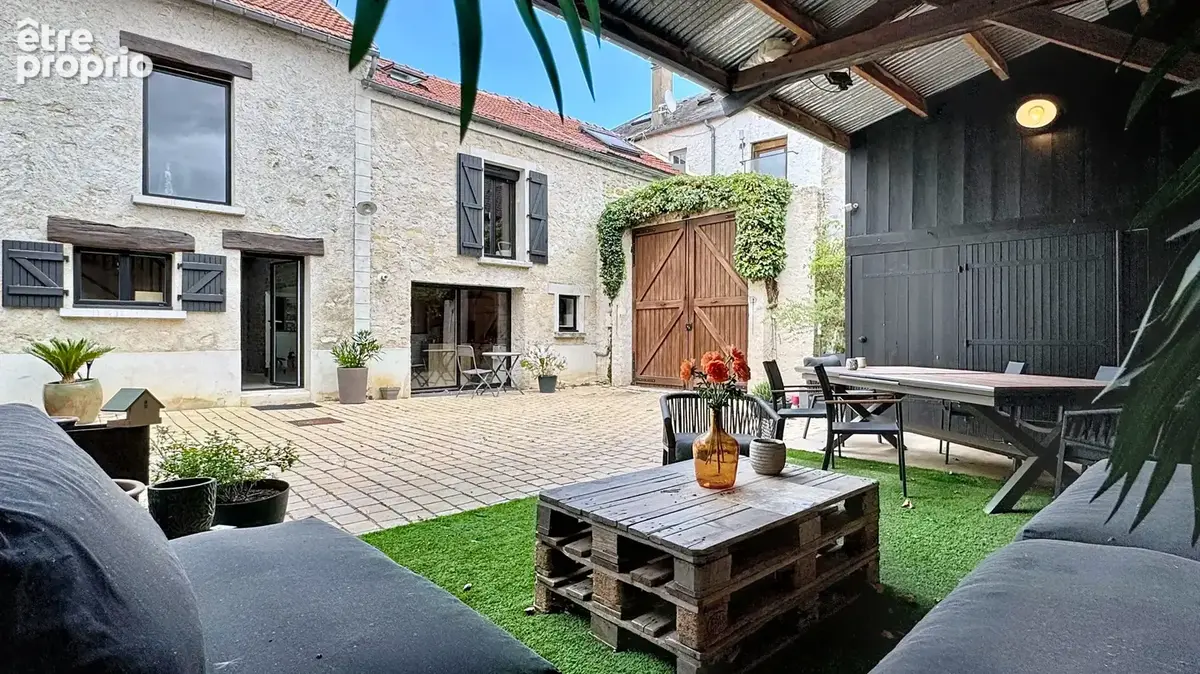 Maison à MAULE