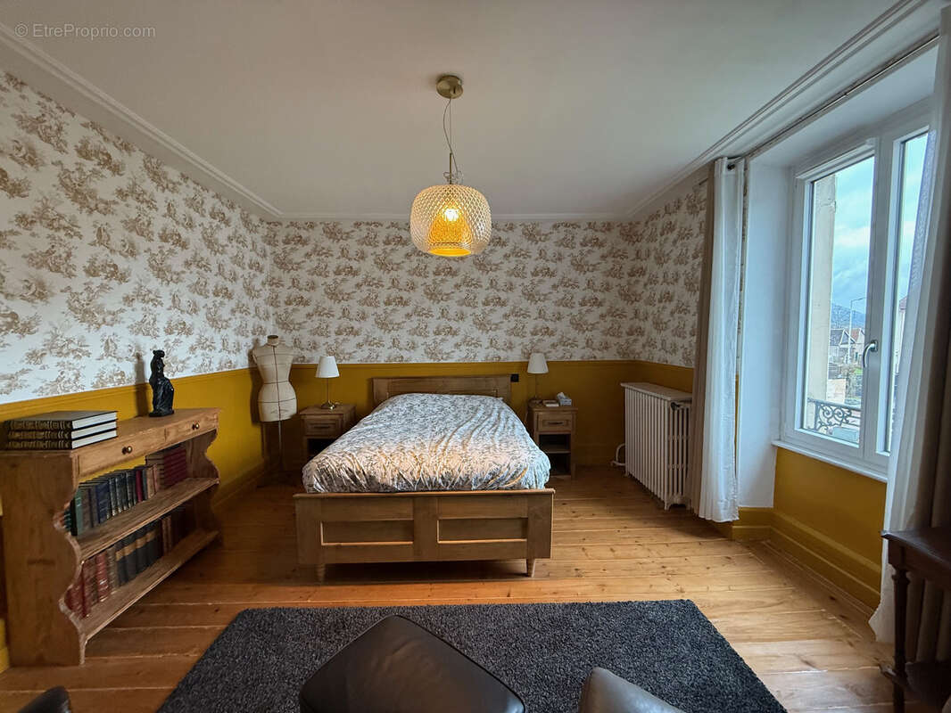 Maison à REMIREMONT