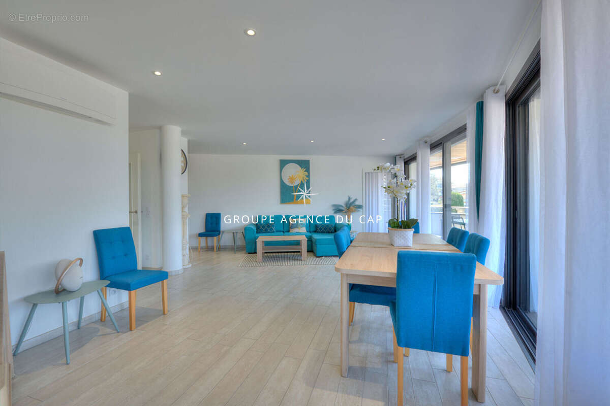 Appartement à FREJUS