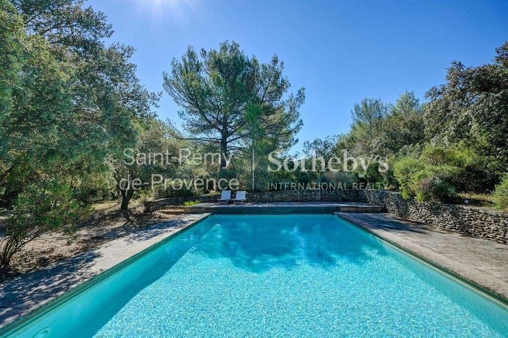 Une maison d'architecte en pierre face aux Alpilles - photo 7