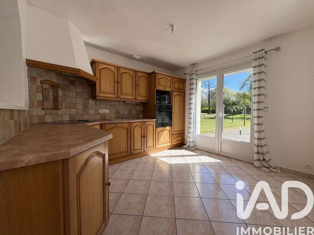 Photo 5 - Maison à CHAUVE