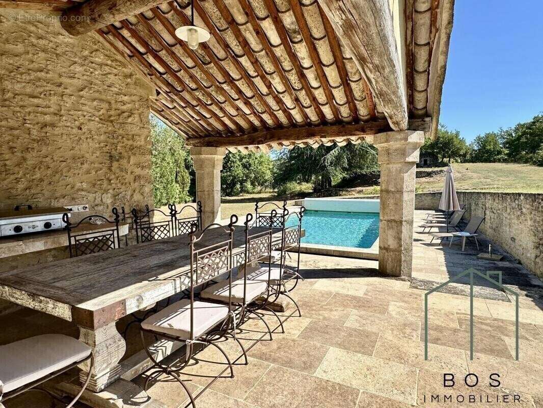 Maison à BONNIEUX