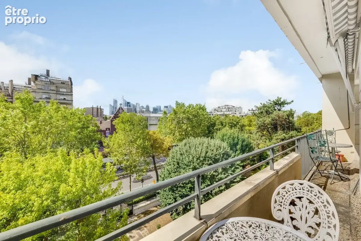 Appartement à NEUILLY-SUR-SEINE