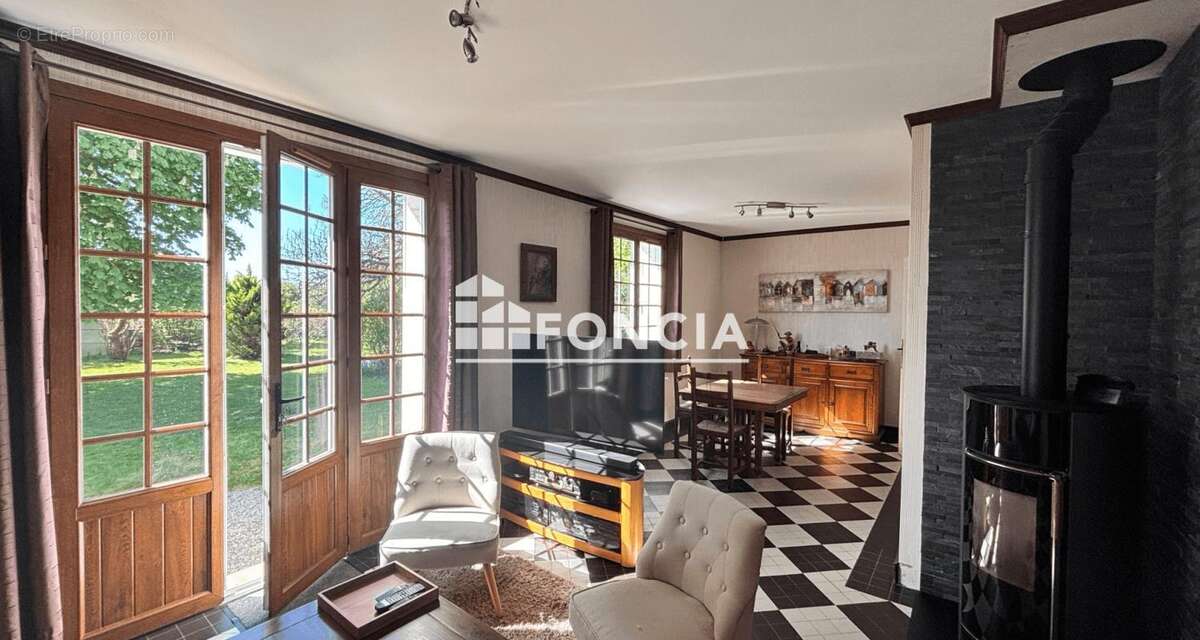 Maison à BEAUMONT-SUR-SARTHE