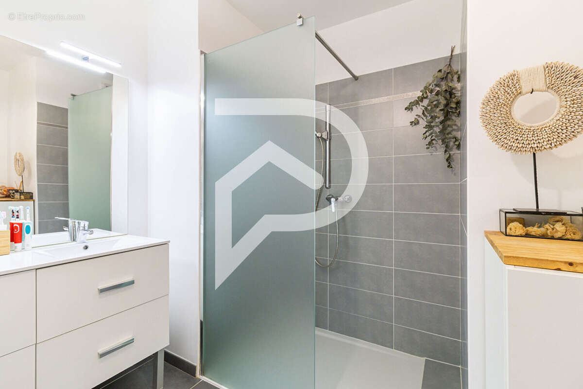 Appartement à MARSEILLE-12E