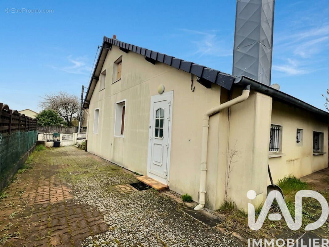 Photo 1 - Maison à AUDUN-LE-ROMAN