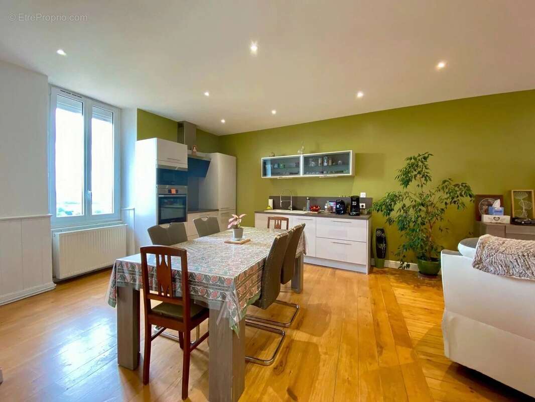 Appartement à MONFLANQUIN