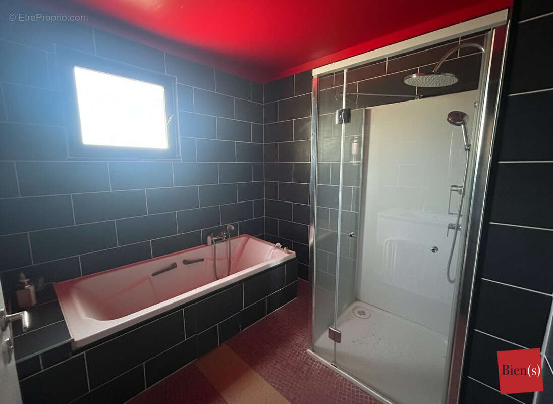 Maison 120 m² à Parne-Sur-Roc  - photo 7