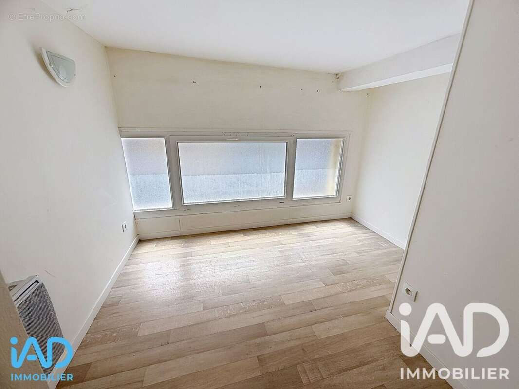 Commerce 63 m² à Troyes  - photo 4