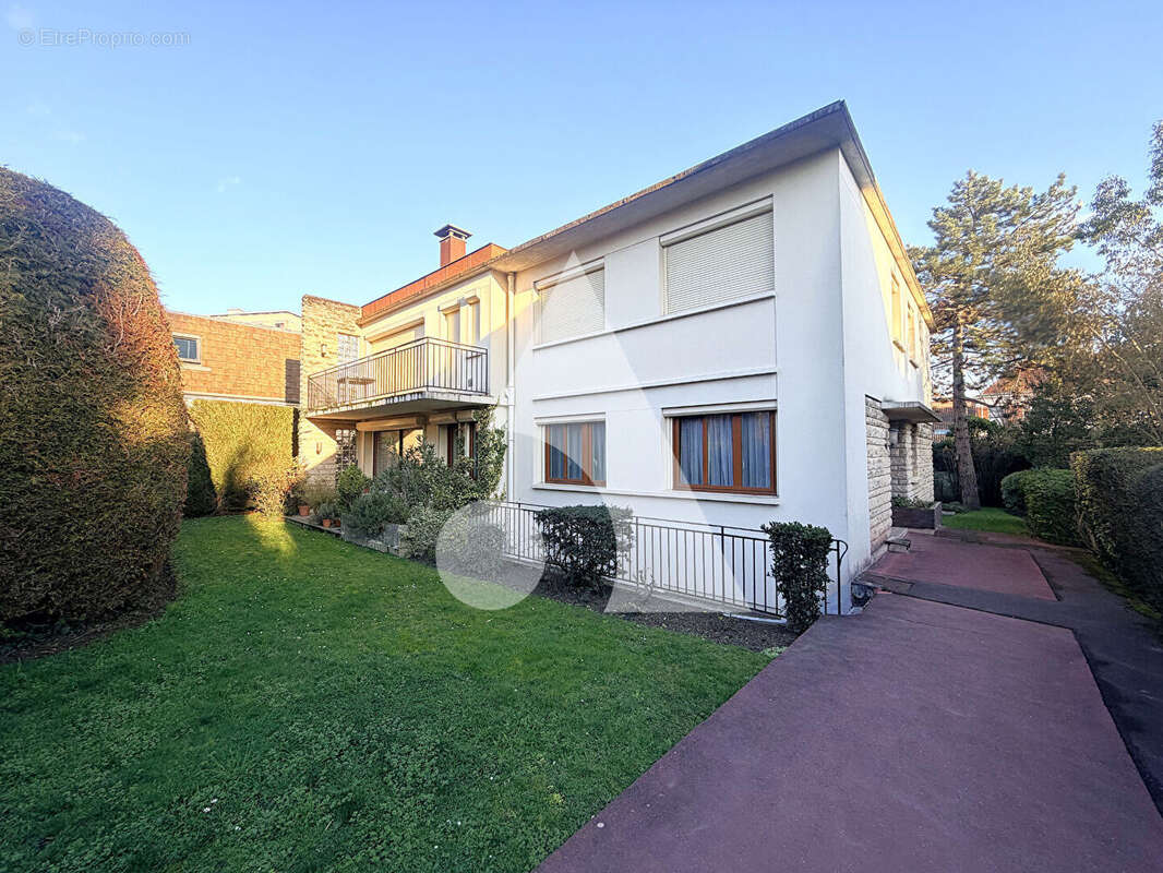 Appartement à DEUIL-LA-BARRE