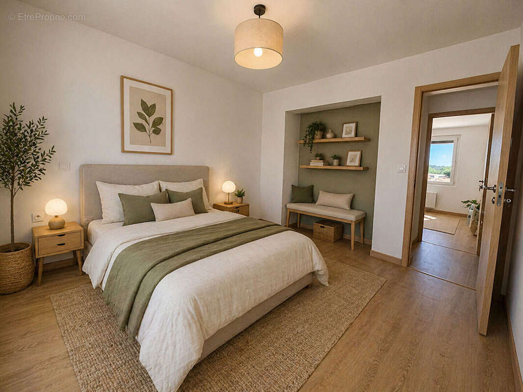 Appartement à LA CRAU