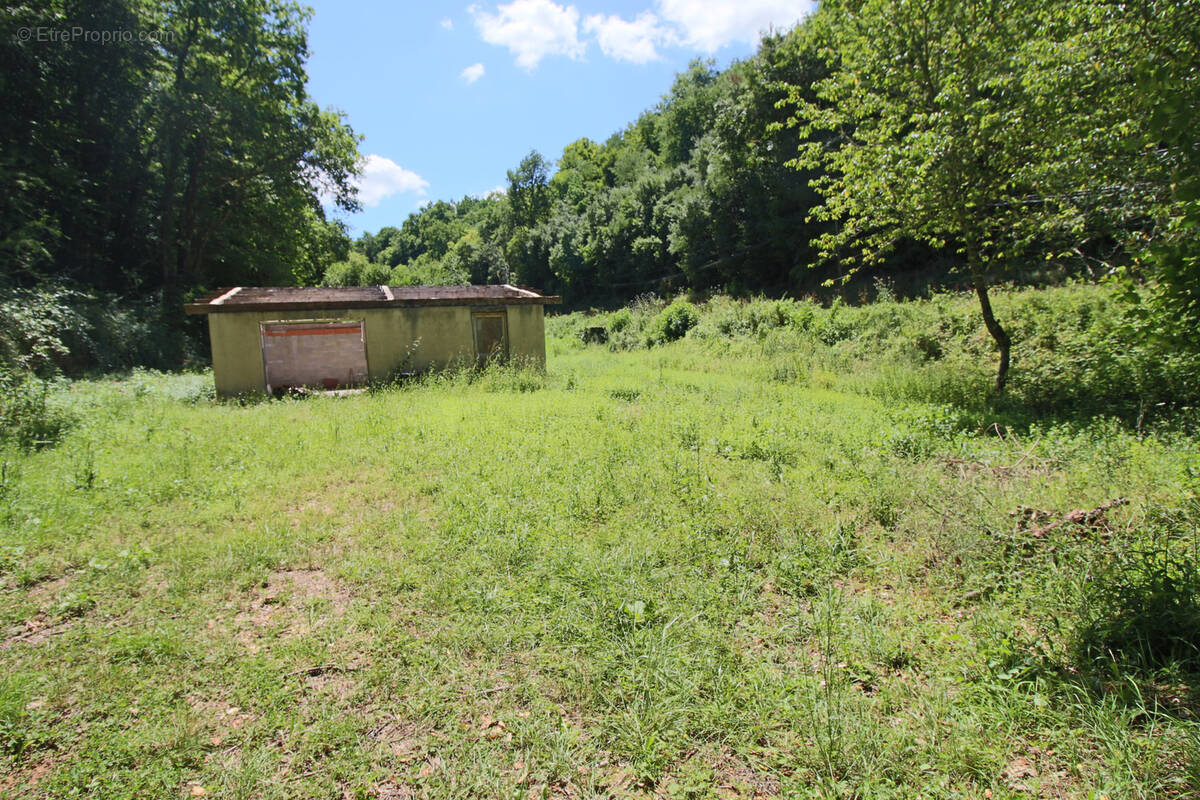 Terrain à PUY-L'EVEQUE