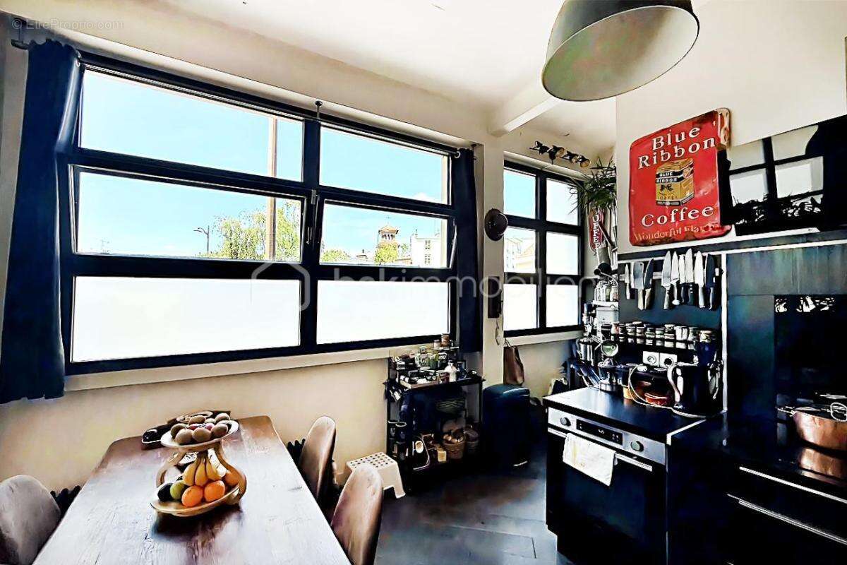 Appartement à PARIS-19E