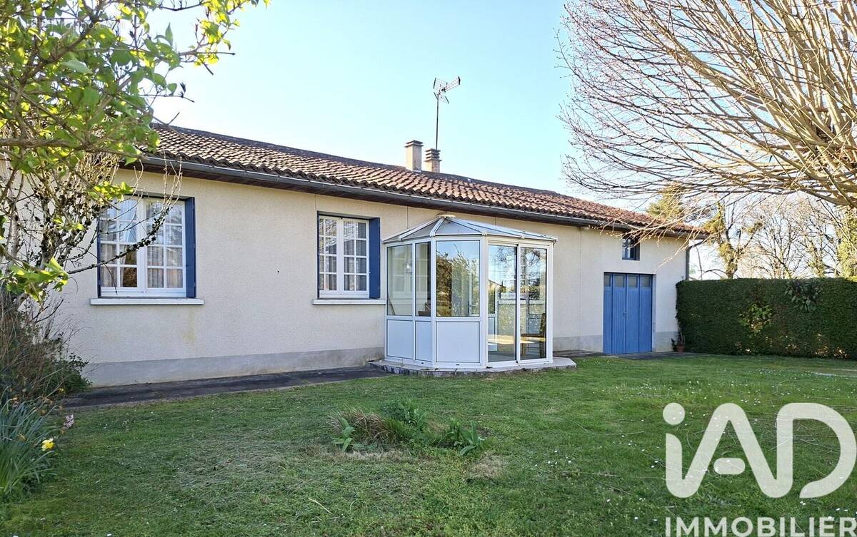 Photo 1 - Maison à ECURAS