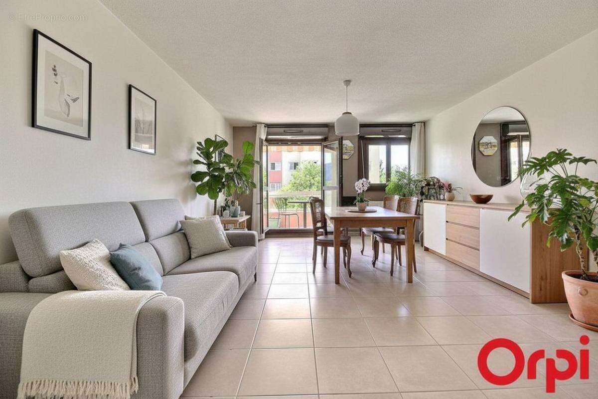 Appartement à MARSEILLE-11E