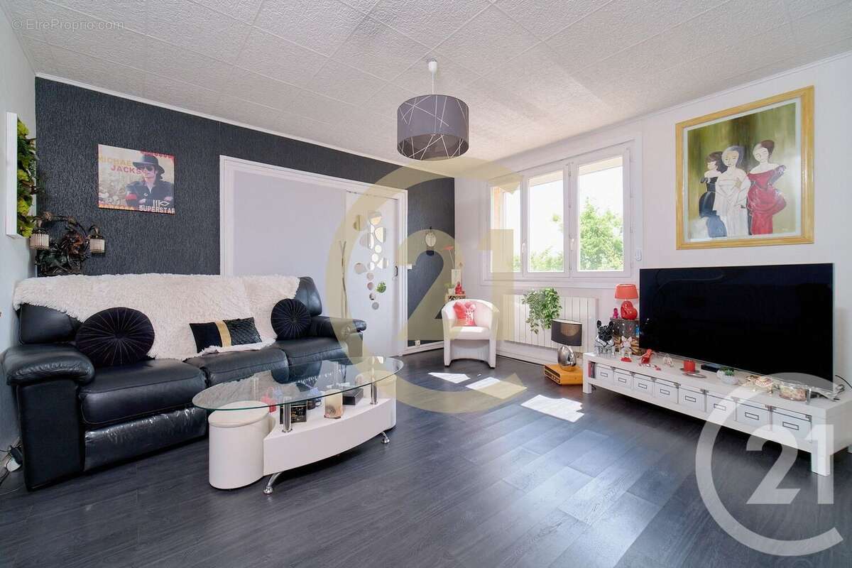 Appartement à LYON-8E