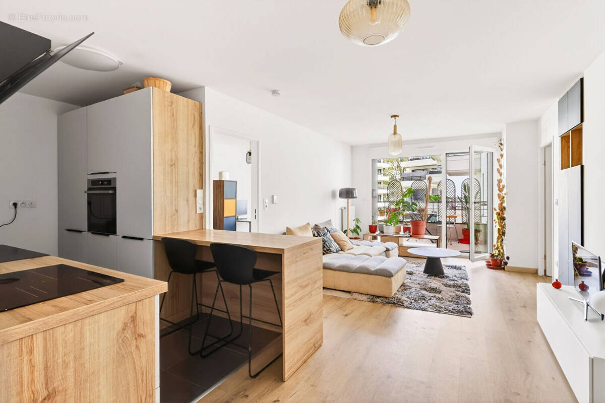 Appartement à COLOMBES