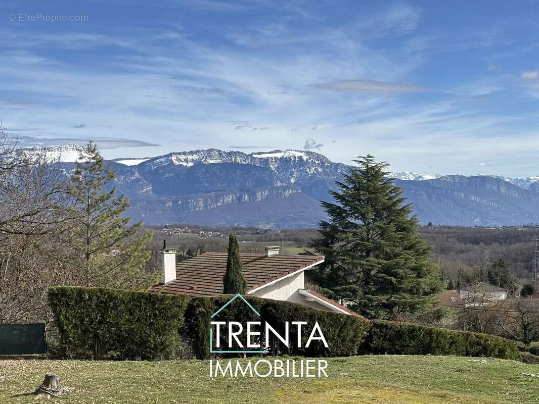 Terrain à RIVES