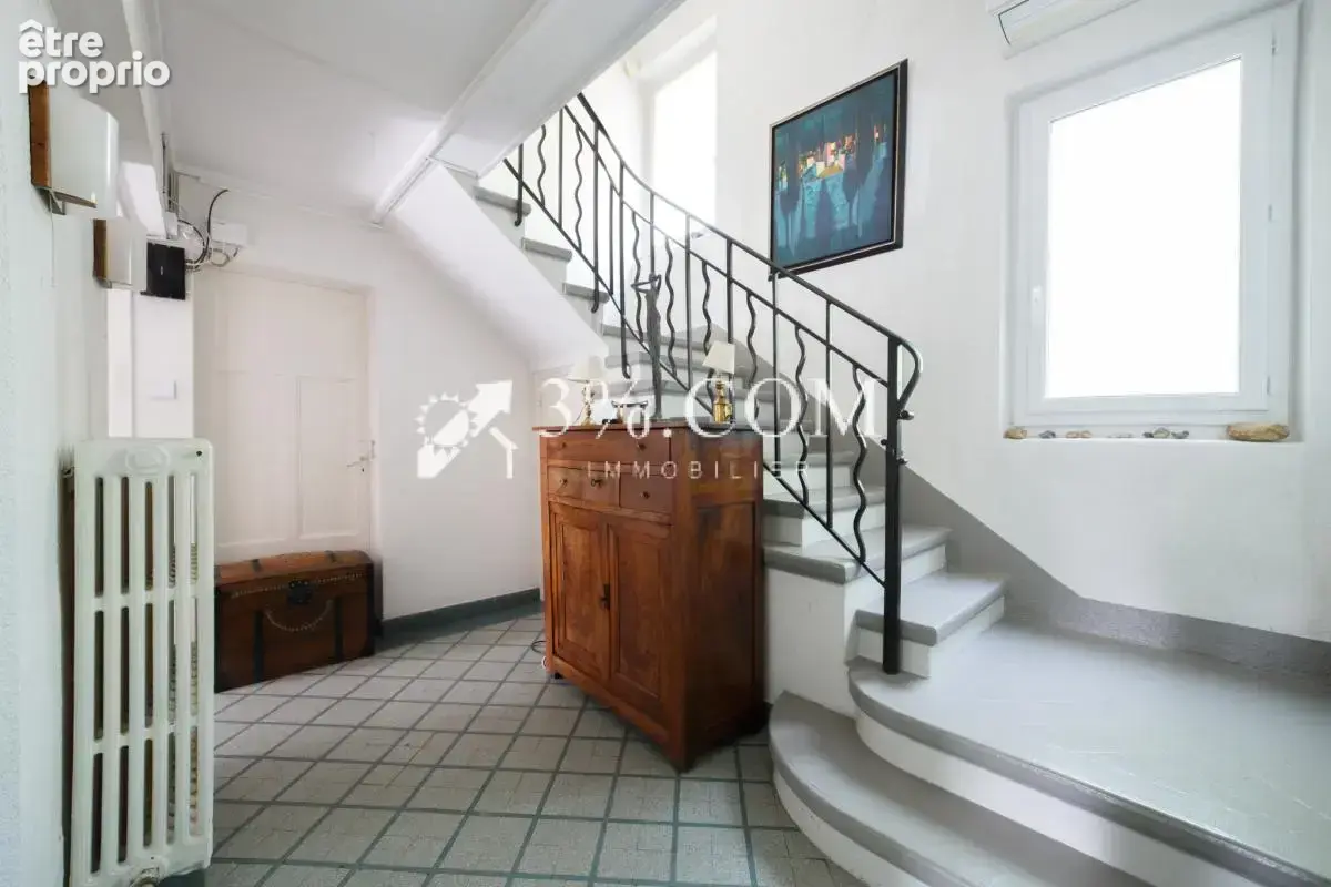 Maison de caractère au coeur de Châteauvert 340 m2 habitable - photo 12