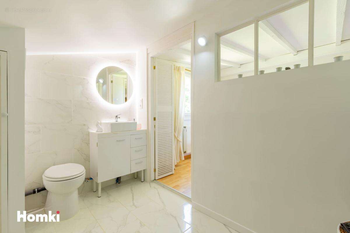 Maison/Villa T6 de 180 m2 à La Magdelaine-sur-Tarn 31360 - photo 11
