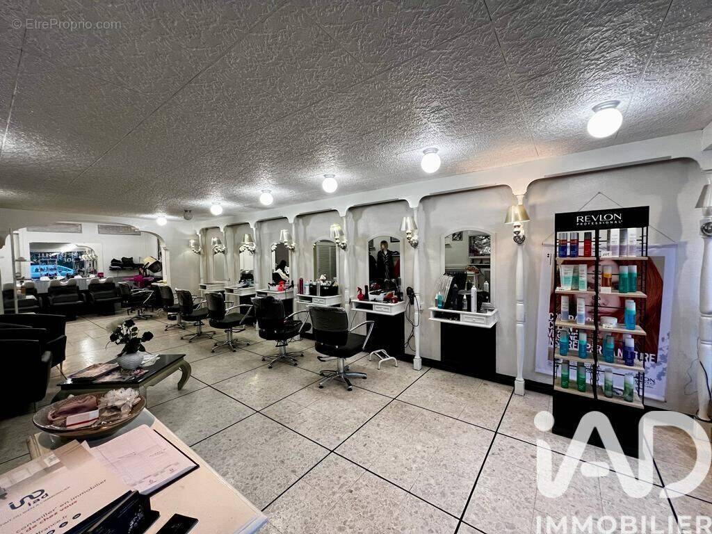 Photo 1 - Commerce à PARAY-VIEILLE-POSTE