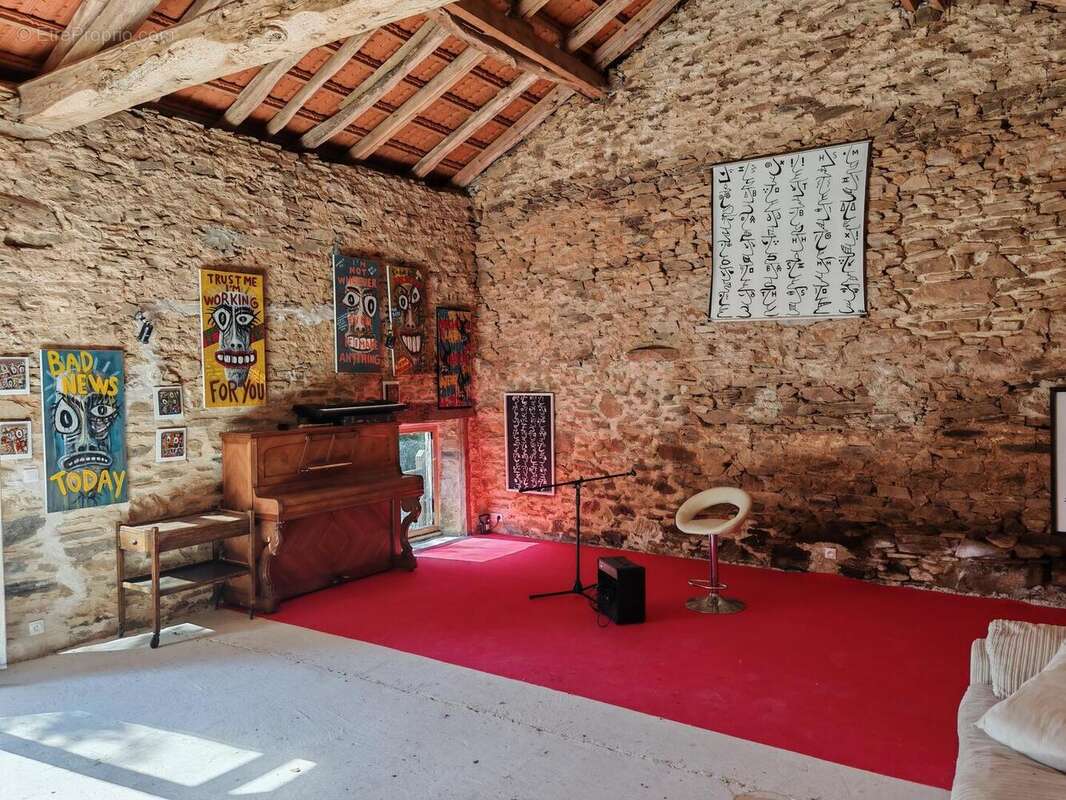 IMG20250918154808 - Maison à THIVIERS