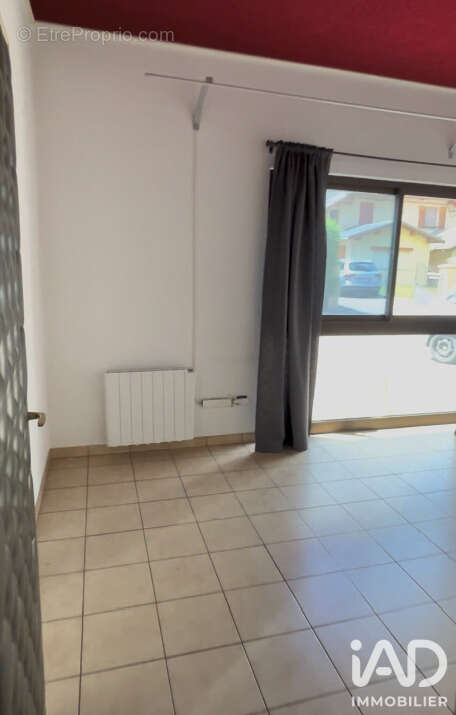 Commerce 142 m² à L'argentiere-La-Bessee  - photo 3