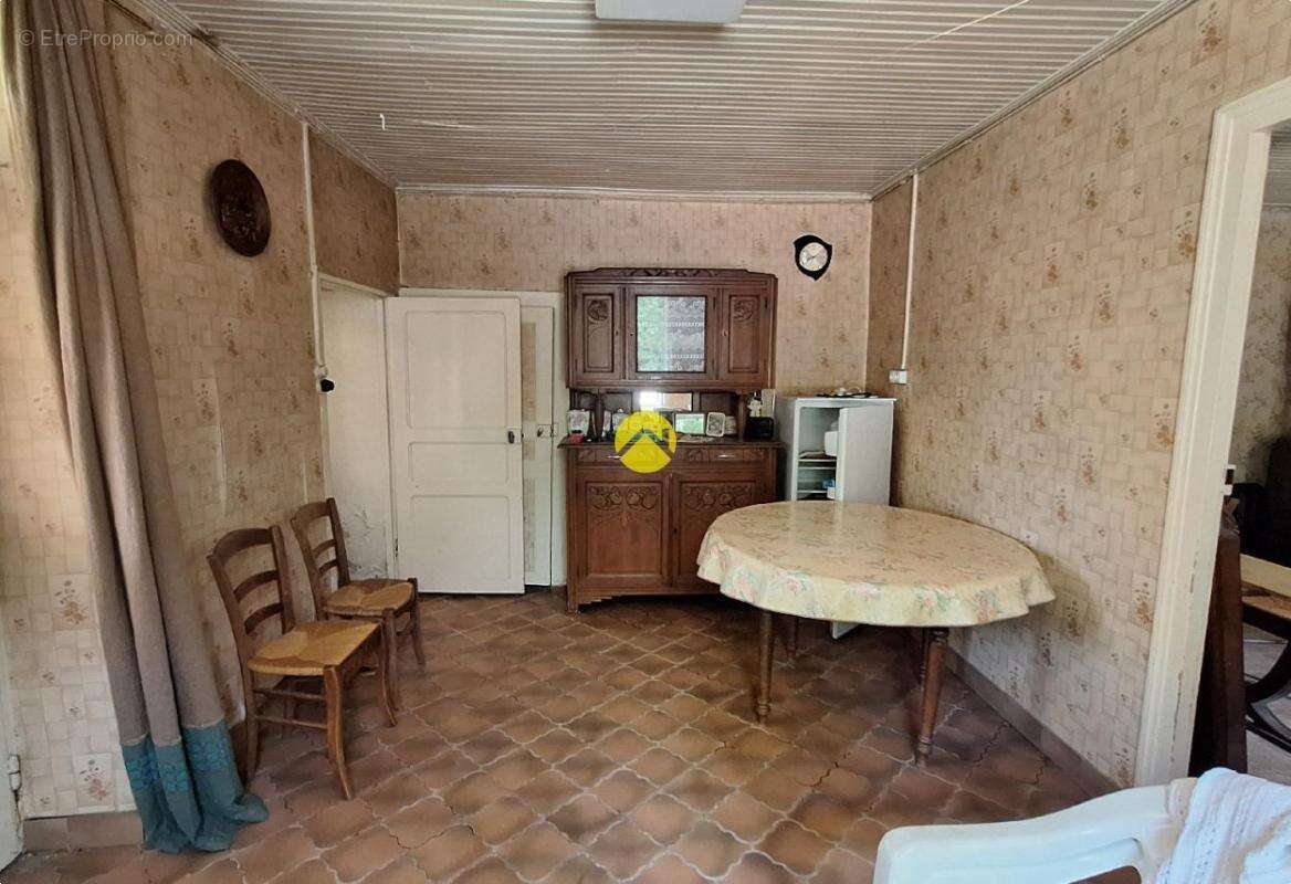 Maison a renover en campagne - photo 3