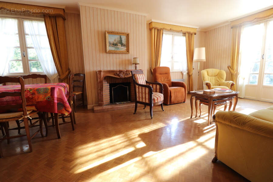 Maison à SAUVIGNY-LES-BOIS