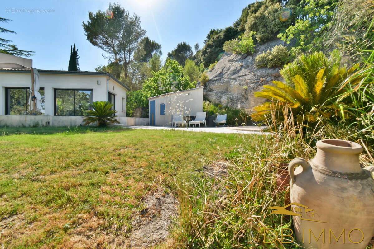 Maison à PUJAUT