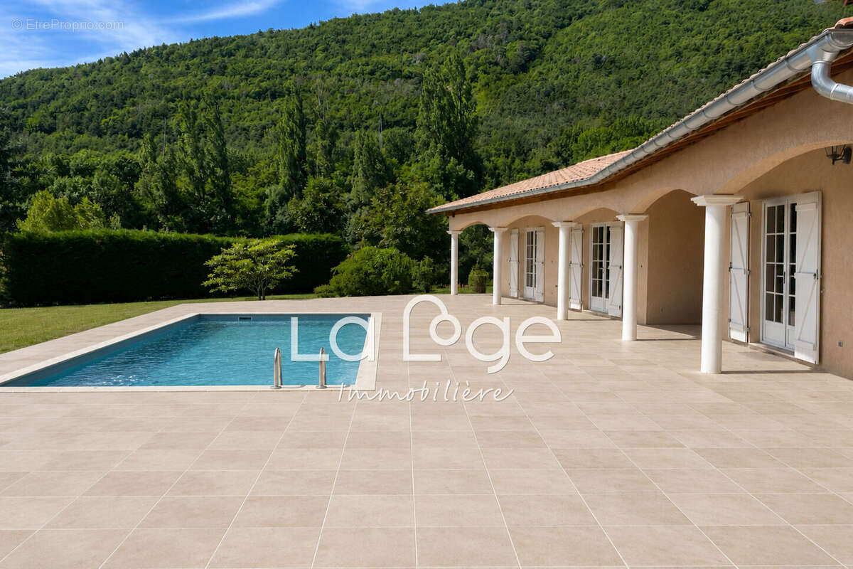 Maison 170 m² à Lardier-Et-Valenca  - photo 7