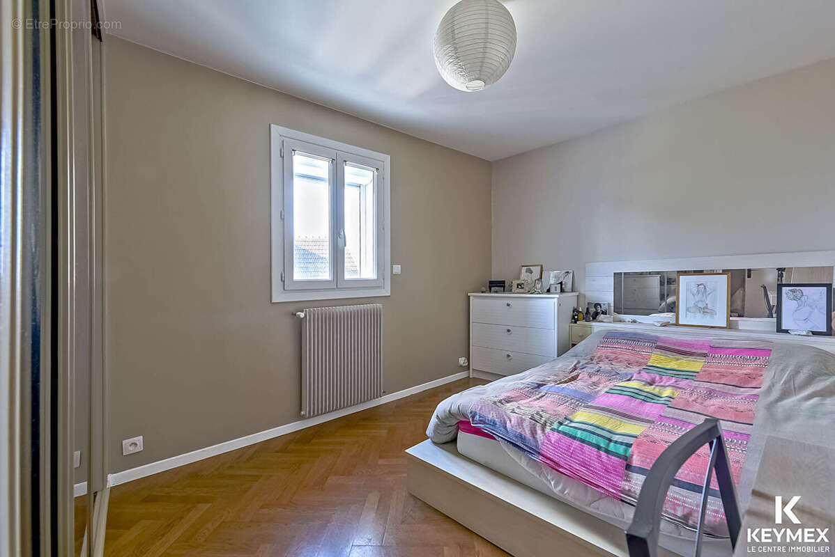 Appartement à FREPILLON