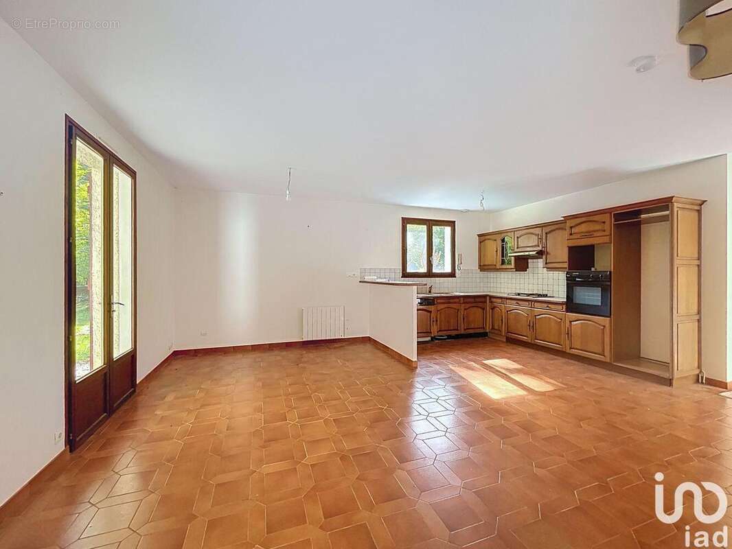 Photo 5 - Maison à VOUILLE