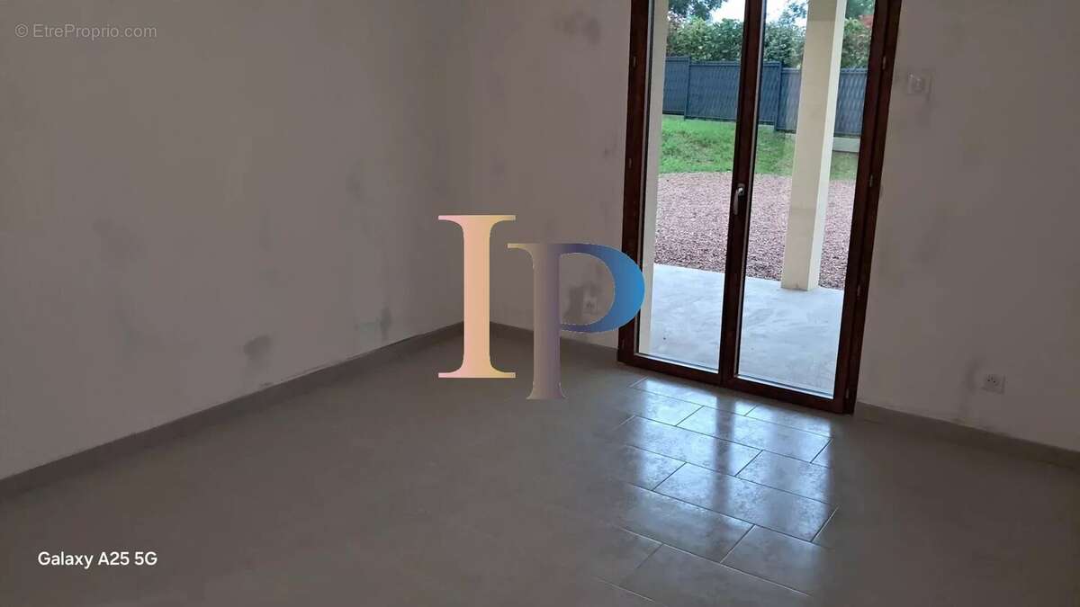 Maison à PARAY-LE-MONIAL