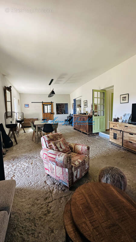 Limite Gard/Ardèche,  dans un cadres paisible, magnanerie en pierres rénovée avec goût sur 3900 m2 de terrain - photo 9