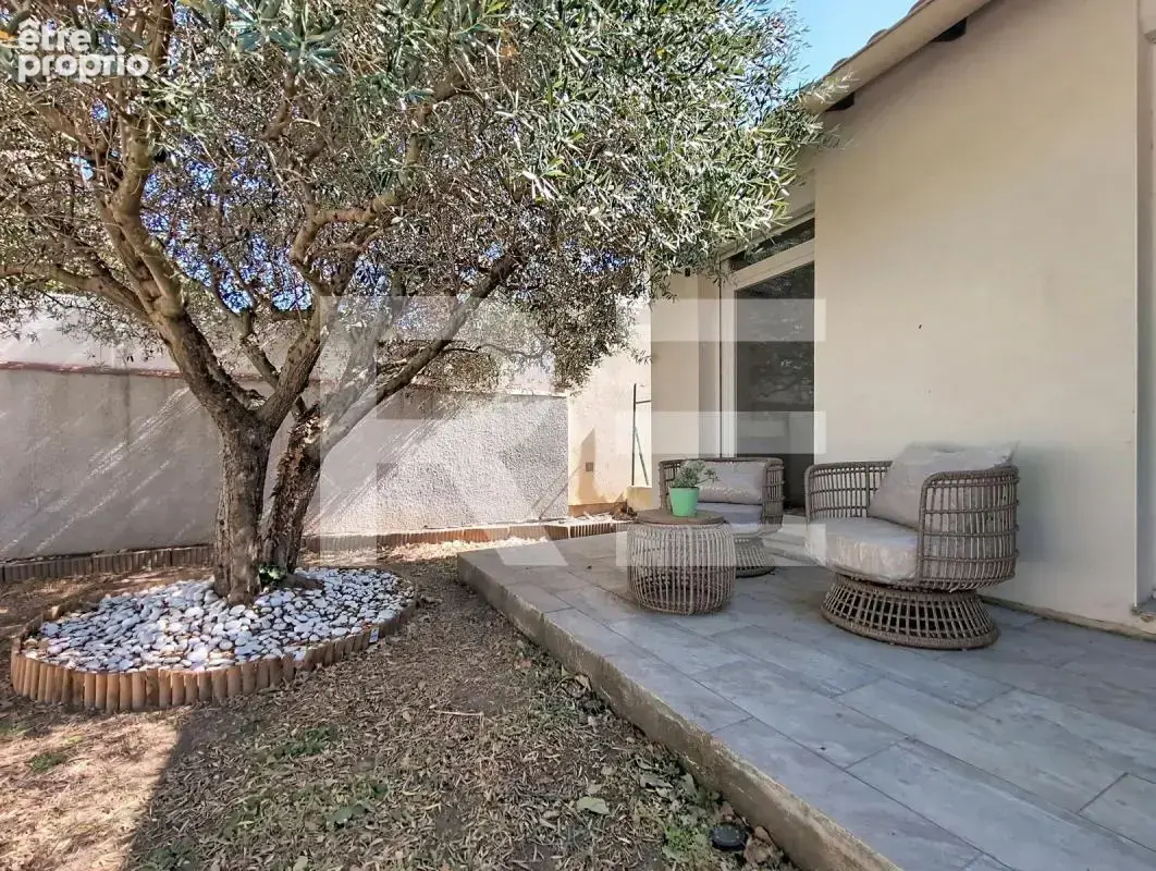 Rare : plain-pied renove avec jardin piscine et garage - photo 4