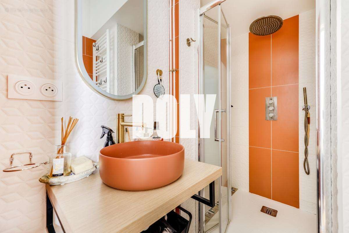 Appartement à PARIS-12E