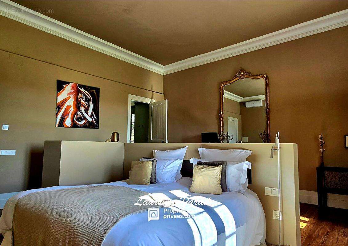 Maison à SAINT-FRONT-DE-PRADOUX