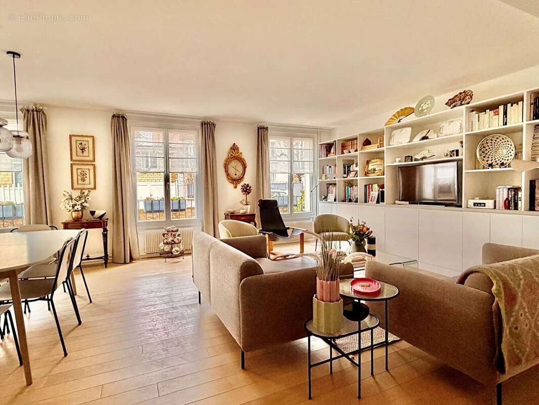 Appartement à BOIS-COLOMBES