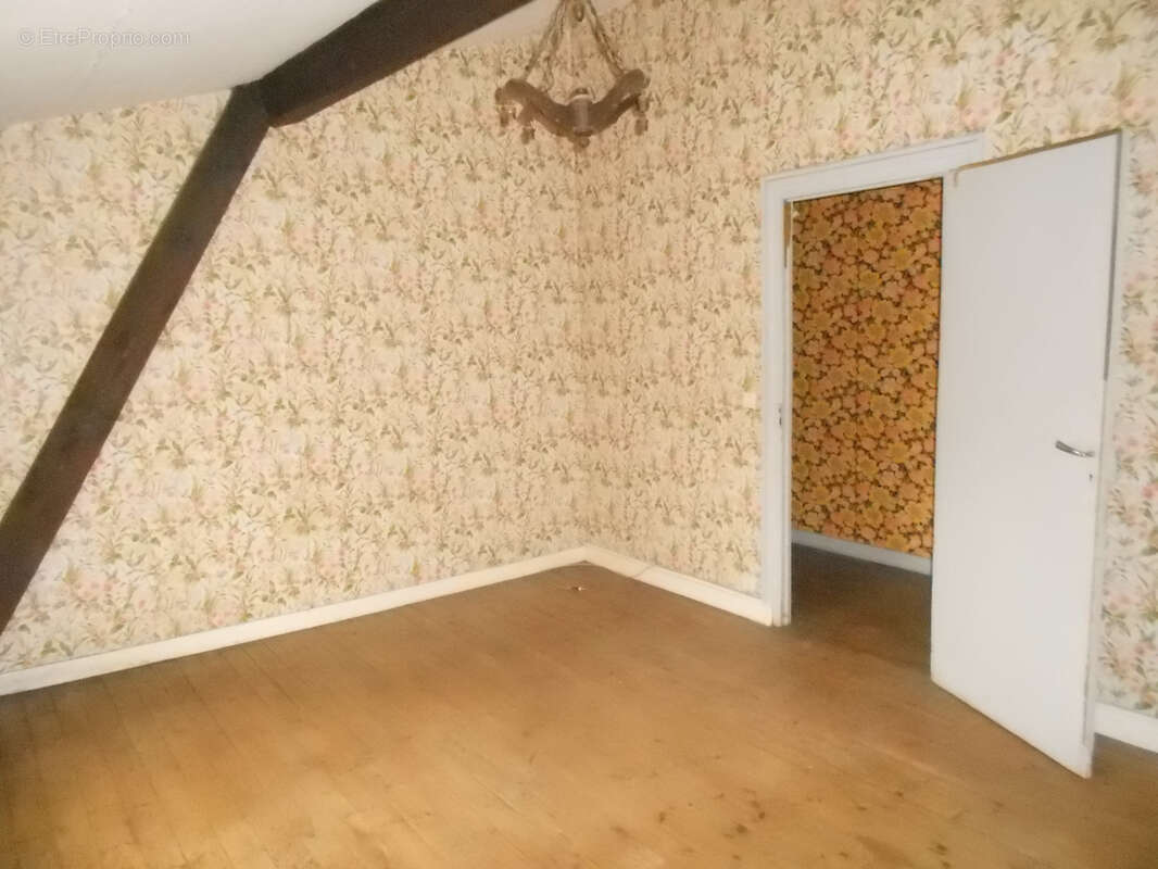 Appartement à THIERS
